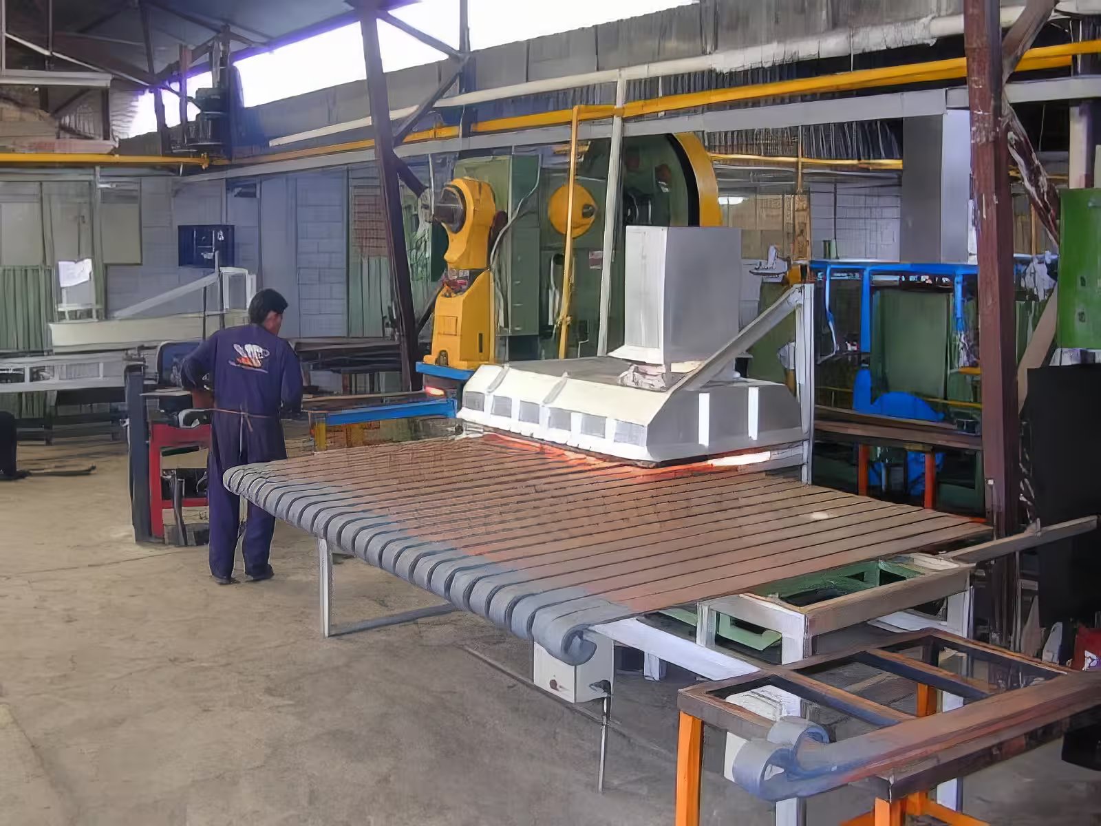 Instalaciones de Mastromec - Taller especializado en componentes para ascensores